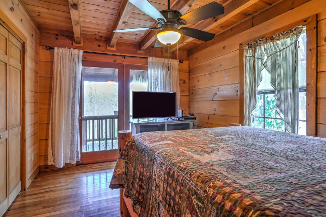 Bear Naked Bungalow ブルーリッジ山脈 エクステリア 写真