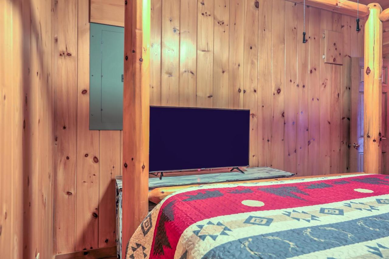 Bear Naked Bungalow ブルーリッジ山脈 エクステリア 写真
