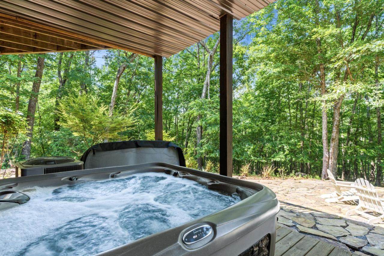 Bear Naked Bungalow ブルーリッジ山脈 エクステリア 写真